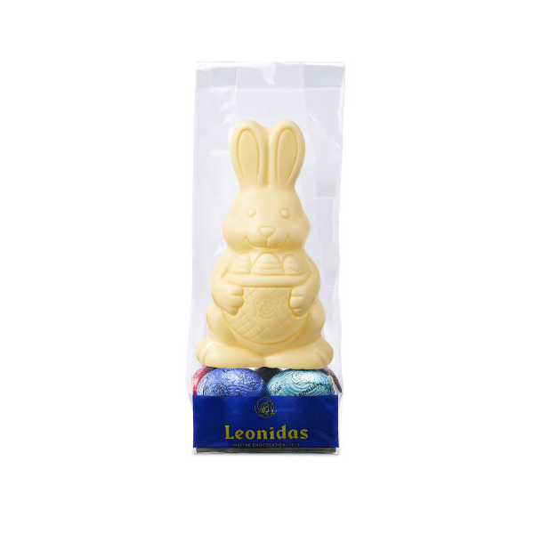 Lapin et ses oeufs de Pâques